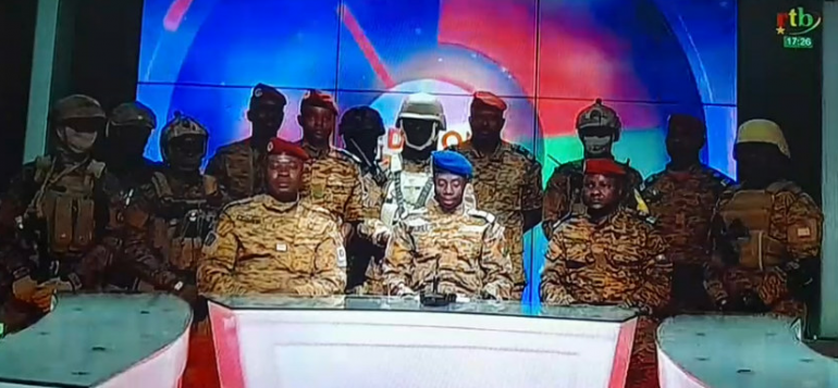  Coup d’Etat au Burkina Faso : l’armée affirme avoir pris le pouvoir