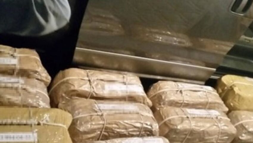  Cameroun- Aéroport international de Yaoundé: Une femme prise en possession de 4,5 kg de cocaïne