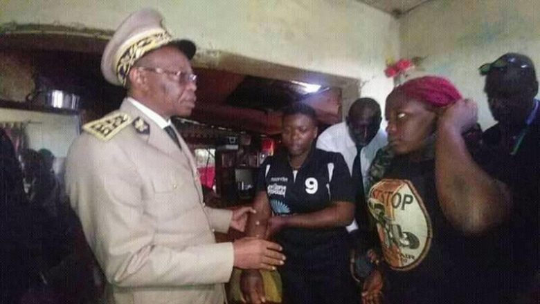  Cameroun – Attaque meurtrière de Kumbo : le gouverneur Adolphe Lélé Lafrique au chevet de familles des victimes !