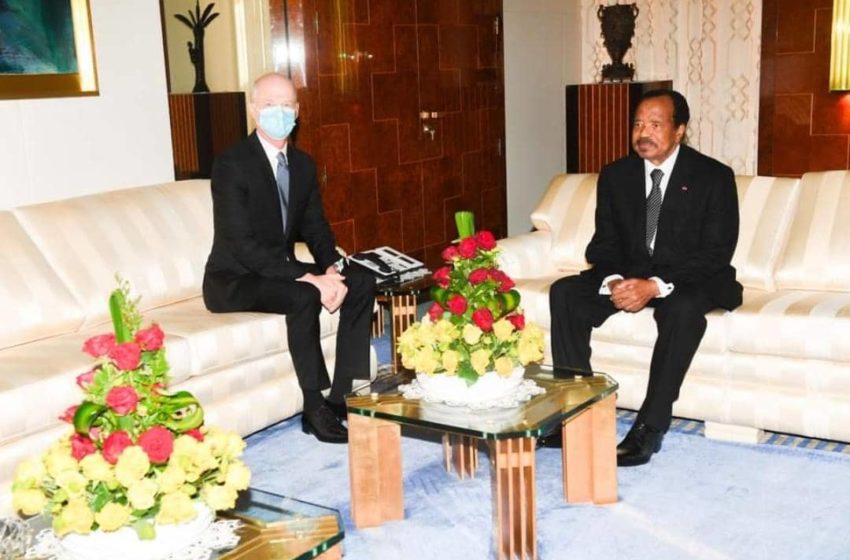  L’ambassadeur de France au Cameroun au palais de l’unité !