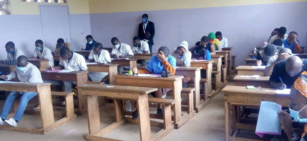 Baccalauréat : les frais d'examens revus à la hausse. Actualité au Cameroun