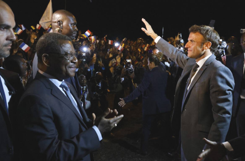  Emmanuel Macron : déjà au Cameroun