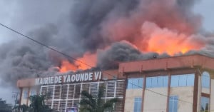  Urgent : la mairie de Yaoundé VI en feu