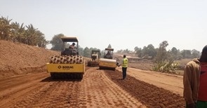  Construction de la Nationale 11 : Ca avance sur section Kumbo-Ndu