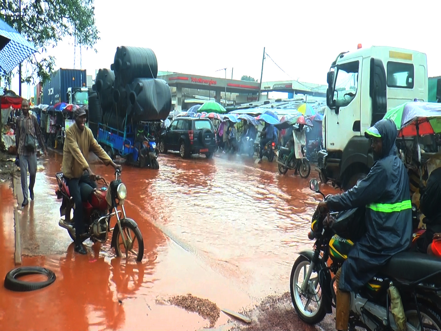 Ndokoti : quand la route se transforme en parcours du combattant