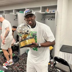 NBA un camerounais champion de la conférence Est avec Boston. Actualités au Cameroun et à l'international