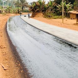 Route Doum-Yen : Ca roule déjà sur du bitume. Actualité au Cameroun